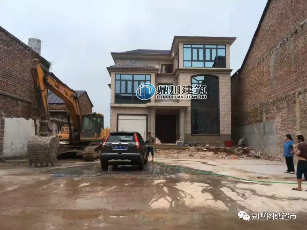 在城里28萬能買到7室4廳3衛1廚1露臺1車庫嗎？在農村建房就可以！