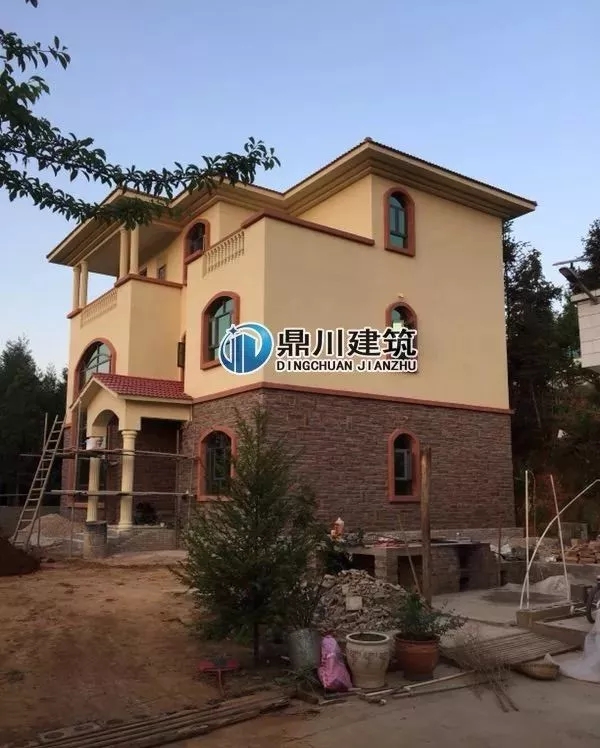 三層旋轉樓梯復式農村別墅建房案例，大氣漂亮得不像話！